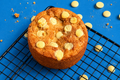 White chocolate mini eggless butter cake (200 grams)